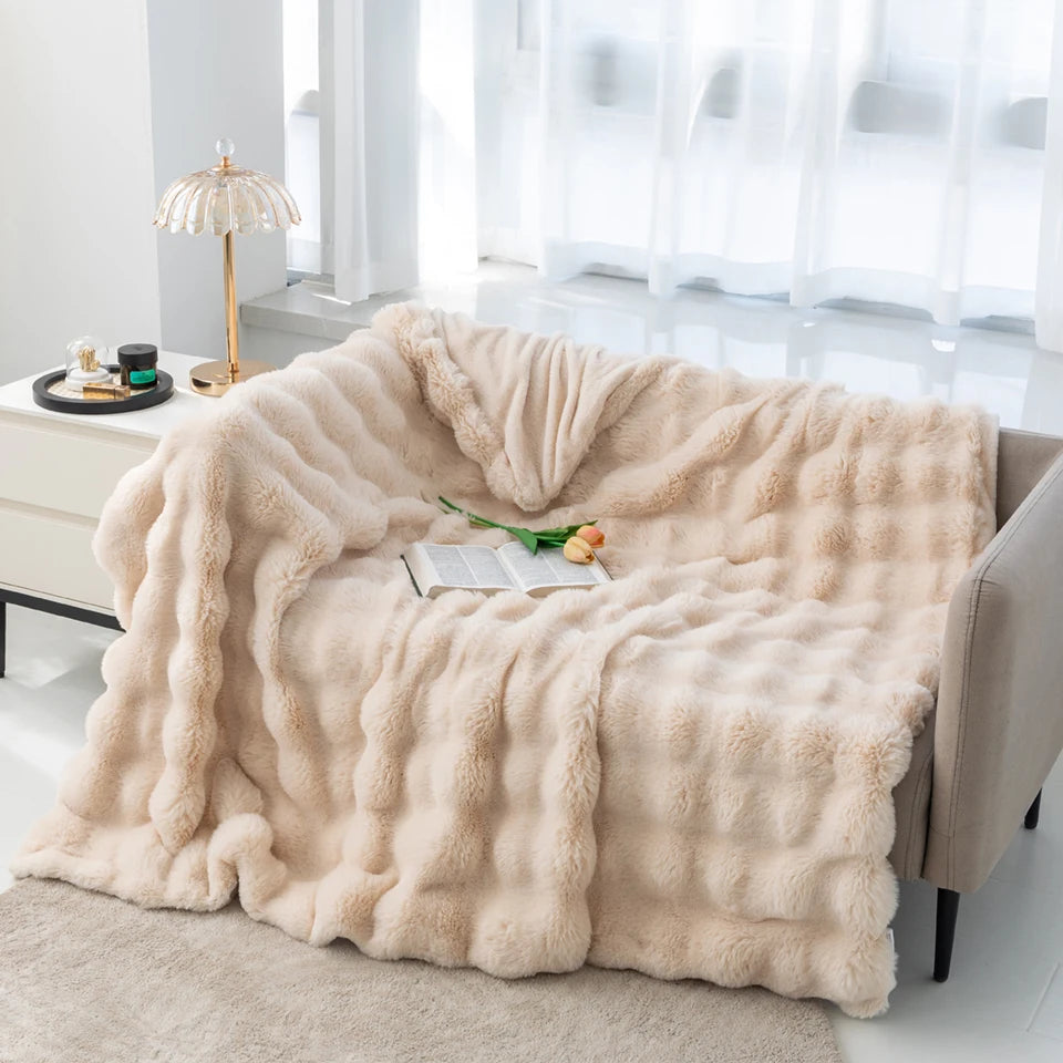 Cozy Cloud Wrap: Your Ultimate Snuggle Companion