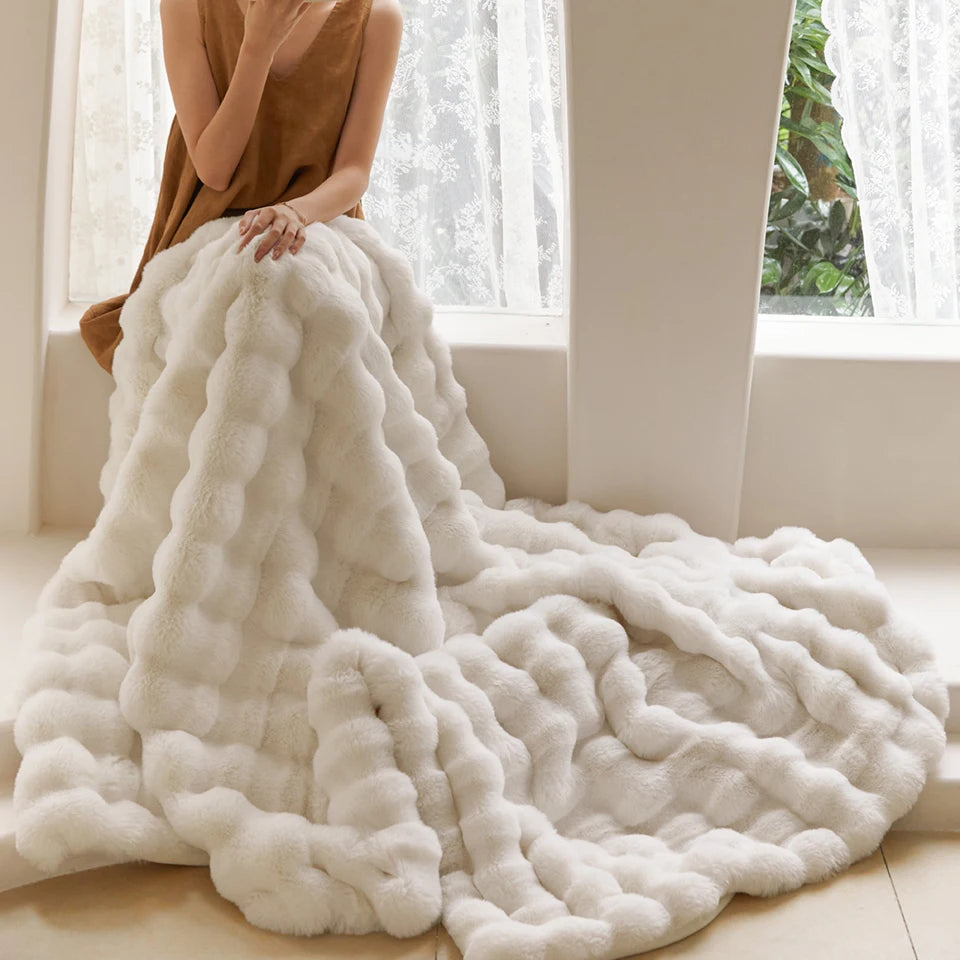 Cozy Cloud Wrap: Your Ultimate Snuggle Companion