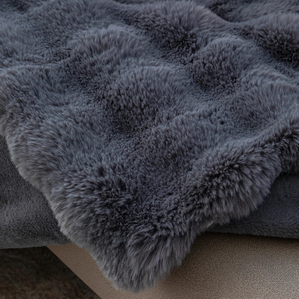 Cozy Cloud Wrap: Your Ultimate Snuggle Companion