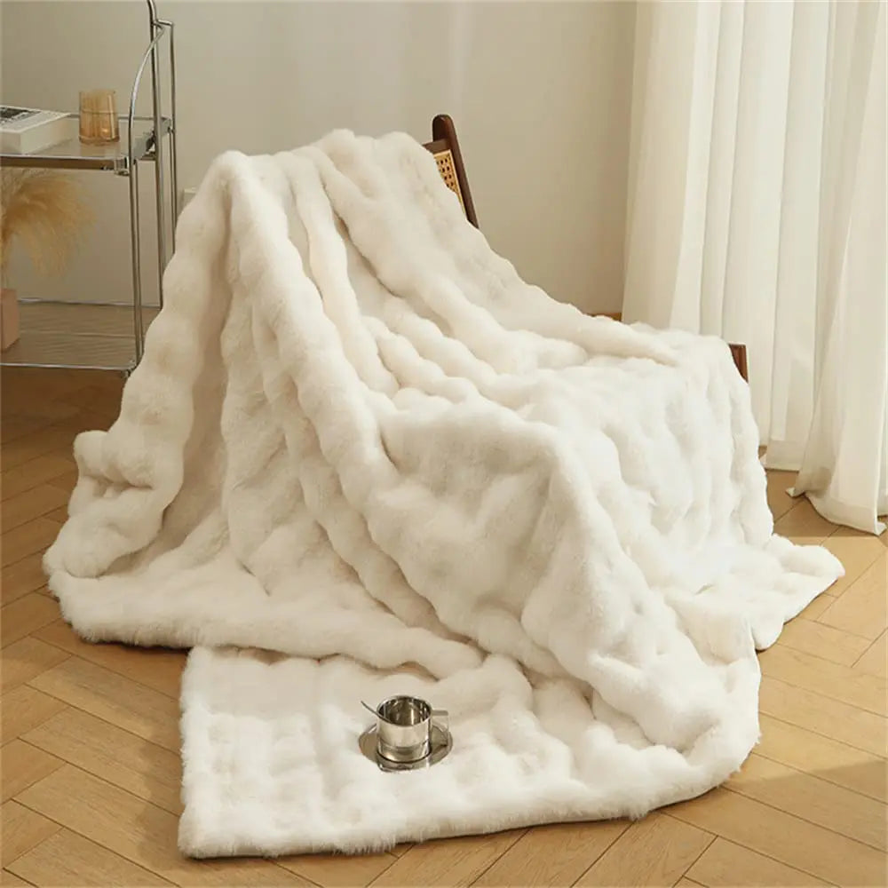 Cozy Cloud Wrap: Your Ultimate Snuggle Companion