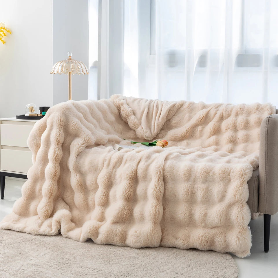 Cozy Cloud Wrap: Your Ultimate Snuggle Companion